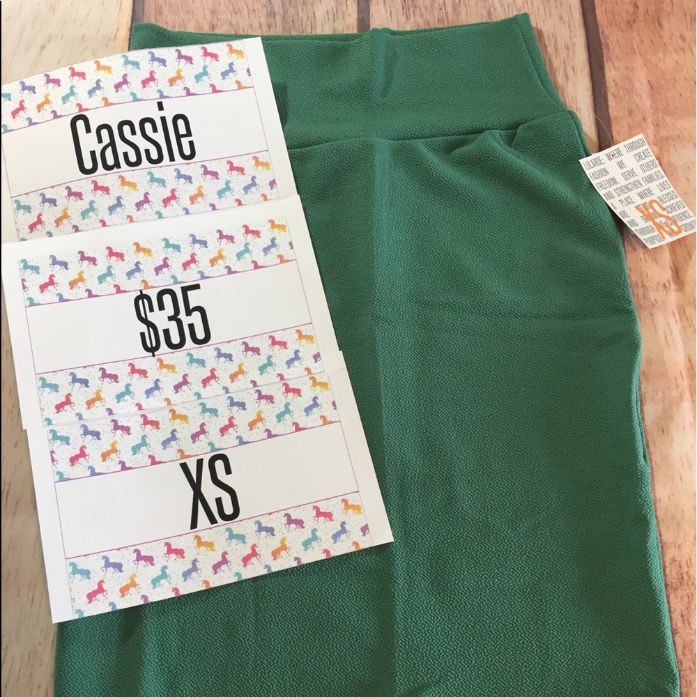 Cassie skirt